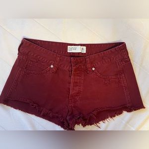 Abercrombie & Fitch Low Rise Cut Off Shorts. Womens size 4